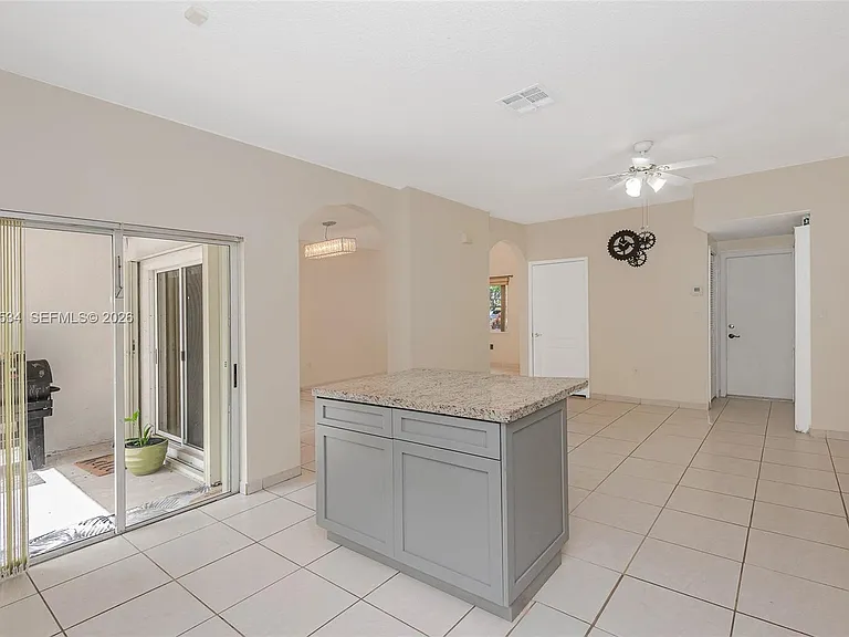 4959 SW 128th Ter — Photo 7