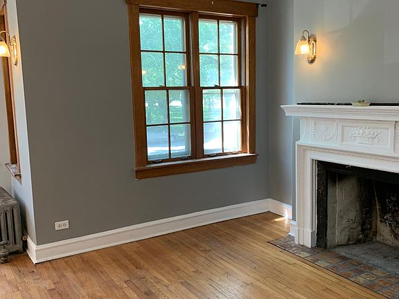 2nd image of 3028 W Palmer Blvd APT 1