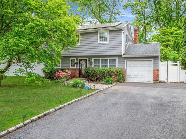 23 Chester Street, East Northport, NY 11731