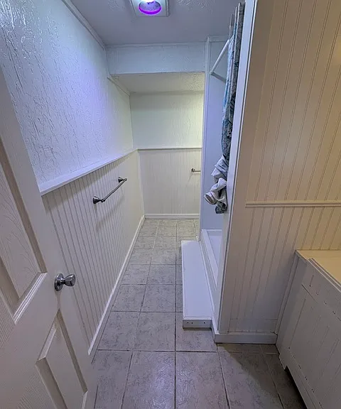 1723 Shorewood Dr — Photo 8