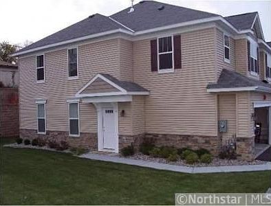 1st image of 588 Lomianki Ln NE