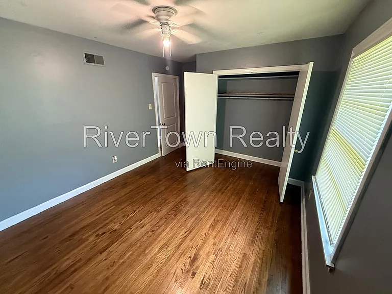 1922 Saint Elmo Ave — Photo 11