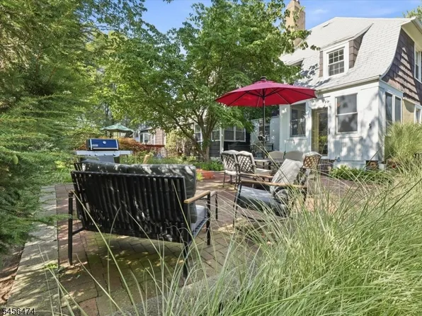 11 Reading Ter, Fair Lawn Boro, NJ 07410