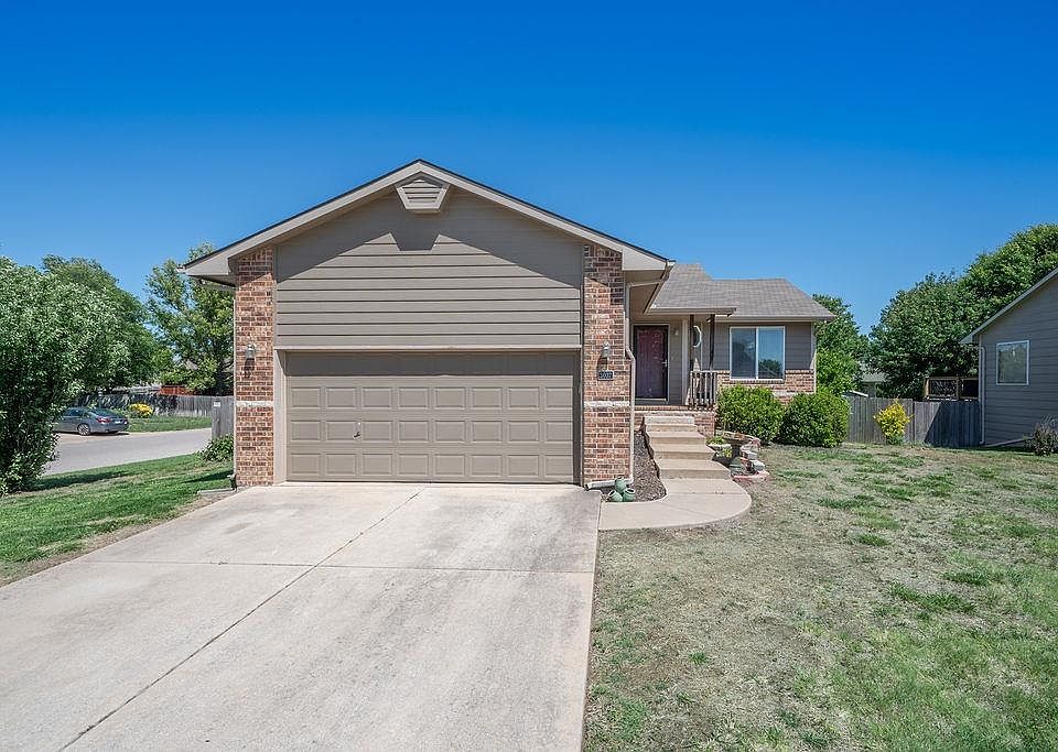 1st image of 3037 E Lanners Cir