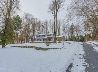 398 Loudon Rd, Albany, NY 12211