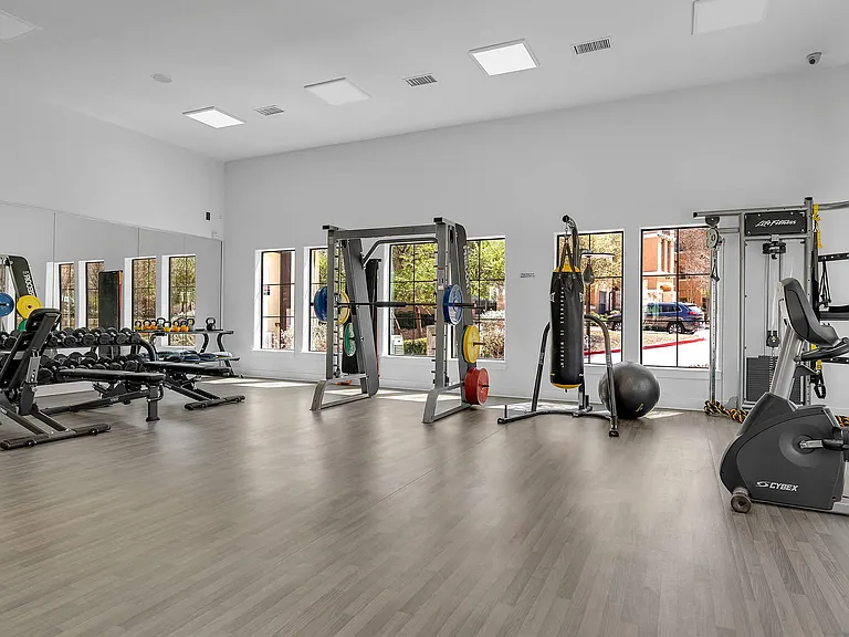 Fitness Center & Free Weights & TV at Mission Hills Apartments, San Antonio, Texas