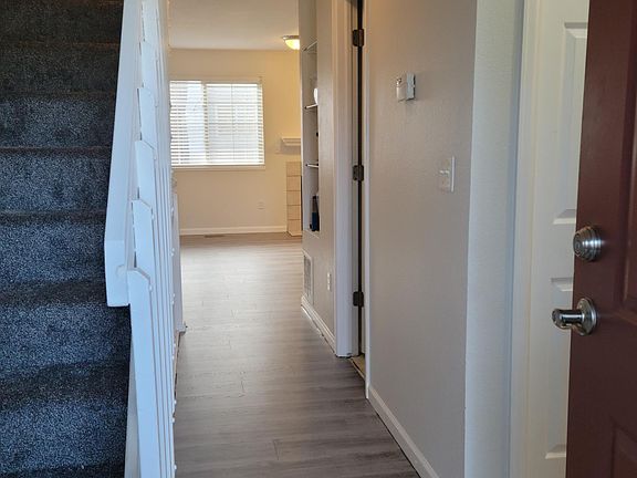 4th image of 1031 Artemis Cir