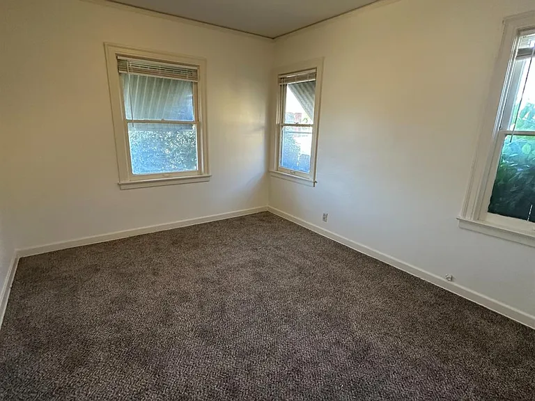 330 W Olive Ave — Photo 15