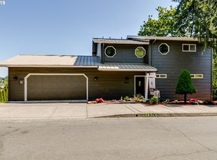 2083 Stone Crest Dr, Eugene, OR 97401