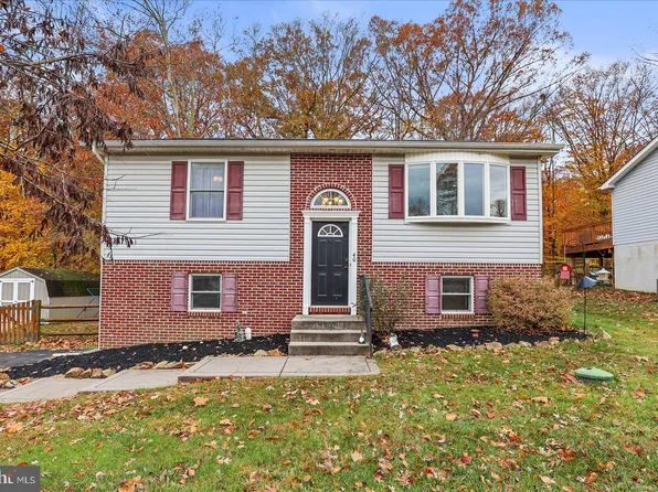 40 Catalpa Dr, North East, MD 21901