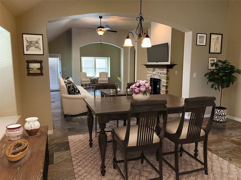 1st image of 8009 Arezzo Dr