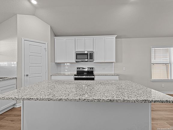 3rd image of 4279 Winston Way