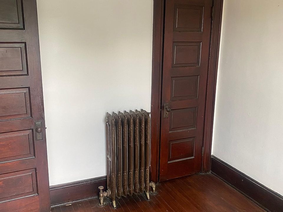 1st image of 2322 N Buffum St