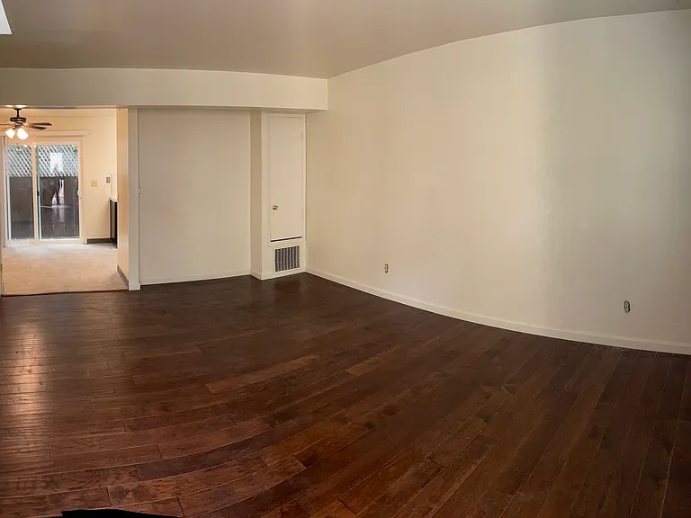 238 Montecito Ave #110 — Photo 3
