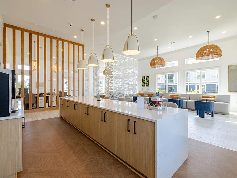 Longshore Commons — Photo 31