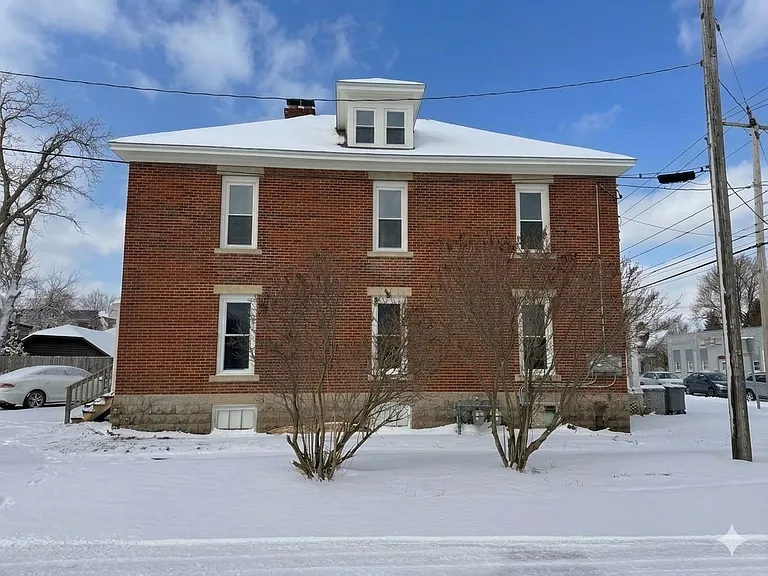 903 W Main St #903 — Photo 2
