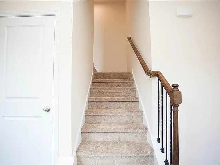 4505 Almanor Cir — Photo 23