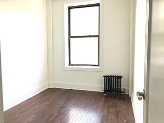 Rented by Lang Realty LLC