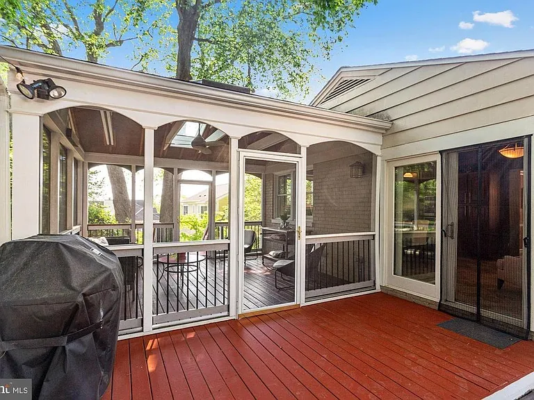 Screened porch