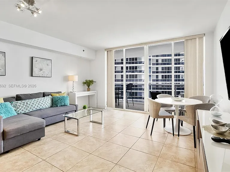 1830 S Ocean Dr #2409 — Photo 3