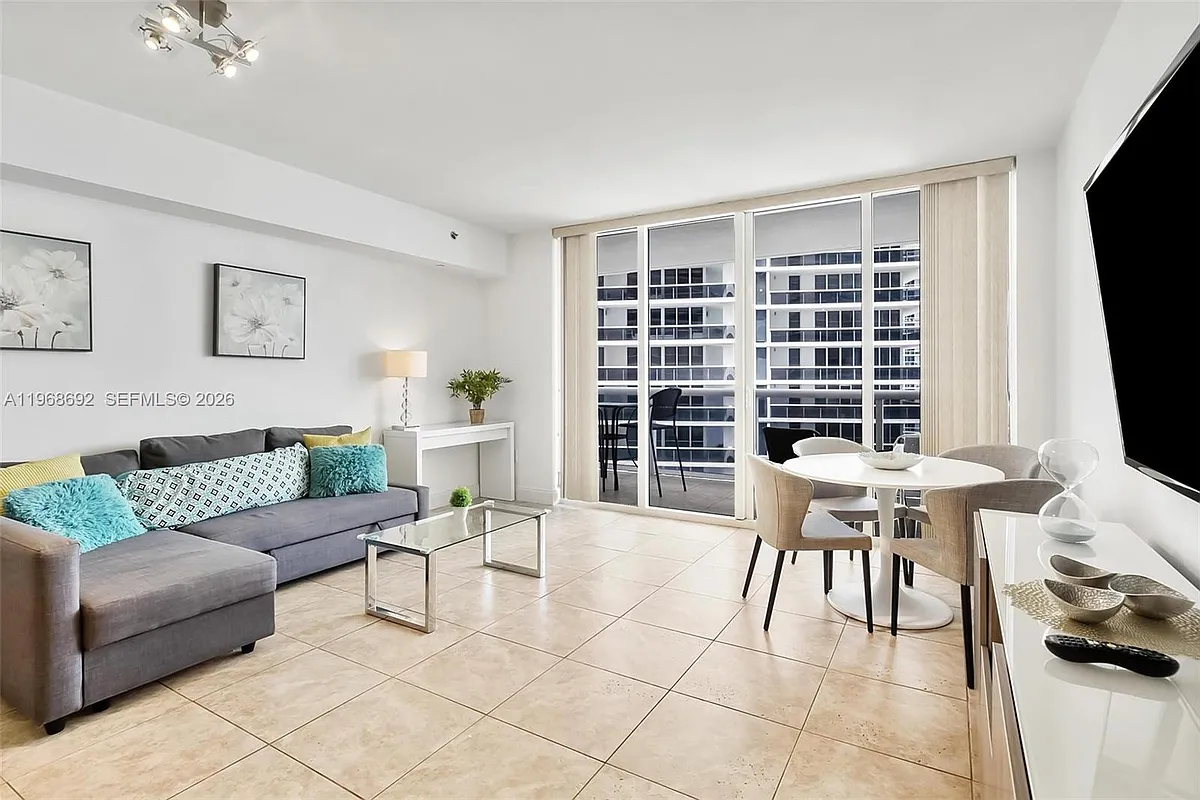 Building Photo - 1830 S Ocean Dr #2409