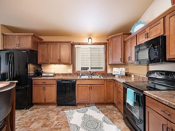 5th image of 2126 Icewine Dr
