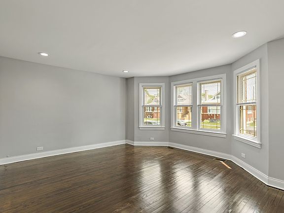 4th image of 8414 S Paulina St