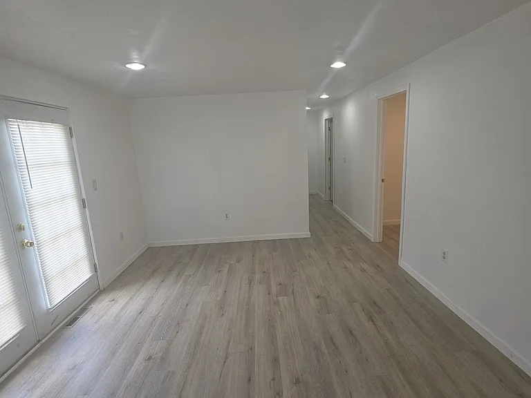 600 Henderson Ave #3 — Photo 11