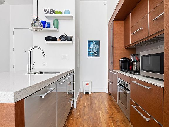 2nd image of 360 Furman St APT 842