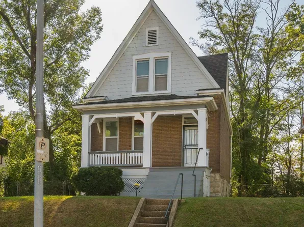 5638 Summit Pl, Saint Louis, MO 63136