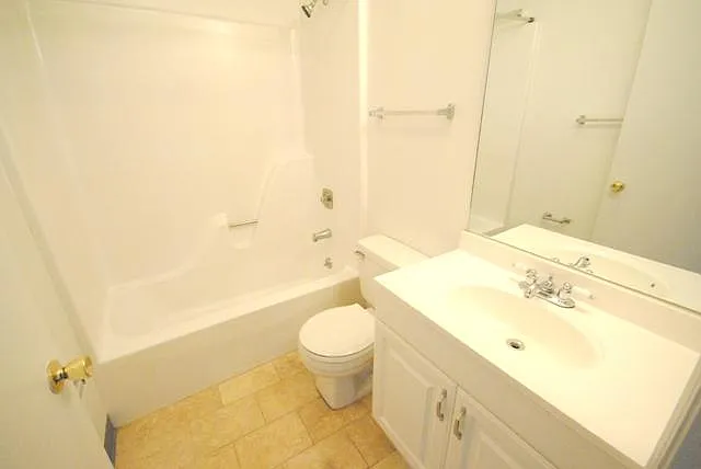 Full Bath