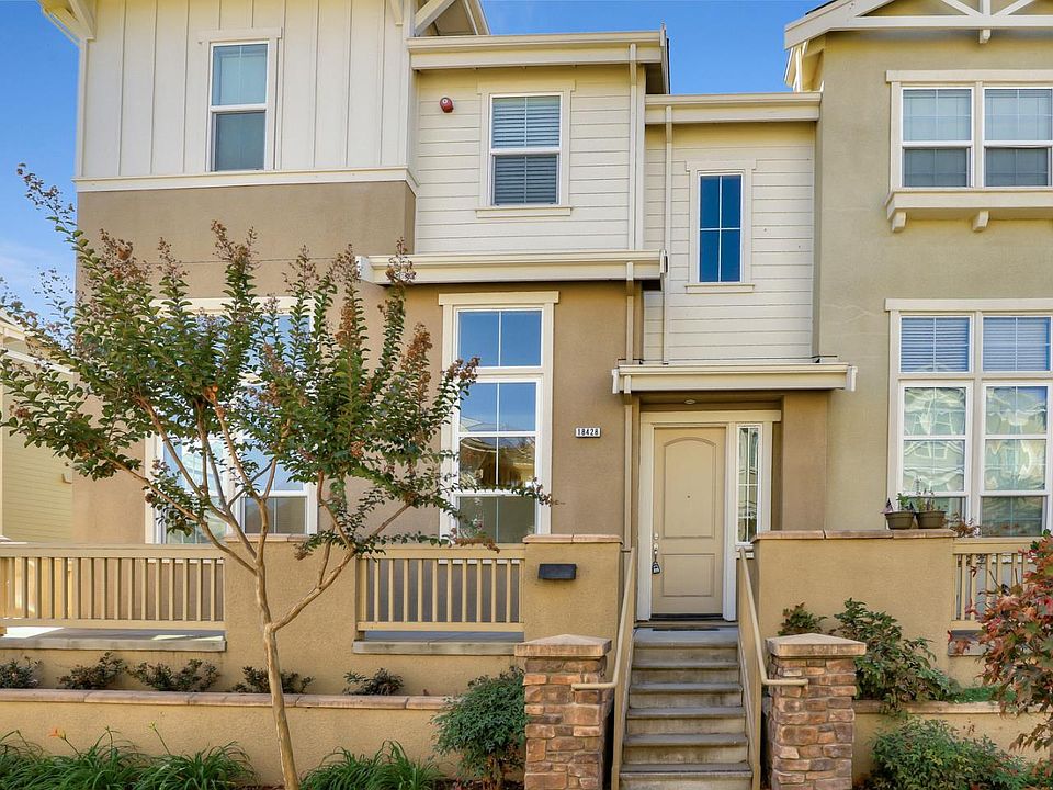 1st image of 18428 Jade Ln