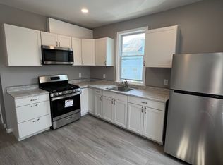 296 Hoboken Rd FLOOR 2, East Rutherford, NJ 07073