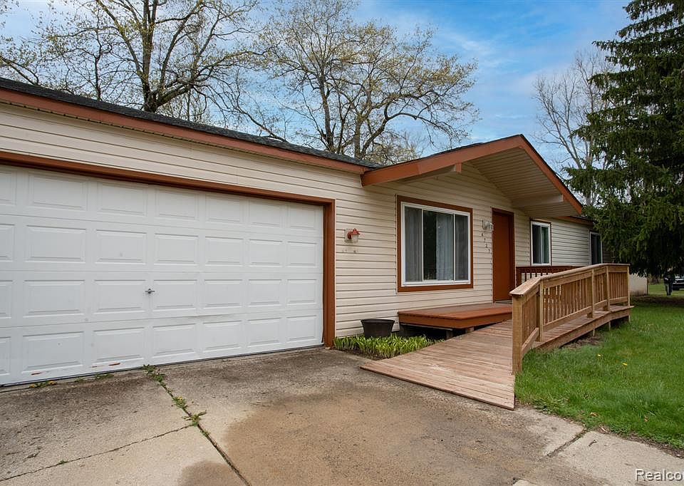 4727 N Duck Lake Rd, Highland, MI 48356 Zillow