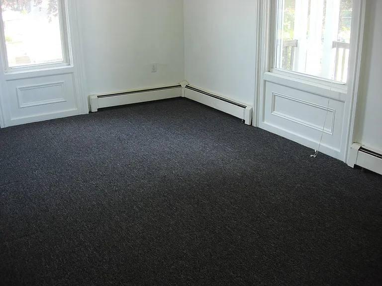 138 Laurel Hill Ave #2 — Photo 9