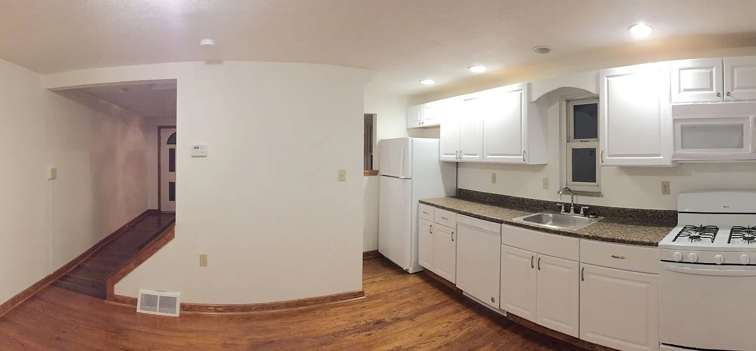 2 Bedroom Stanton Heights Townhouse — Photo 3