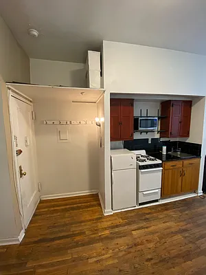 Rented by Keller Williams NYC | media 2