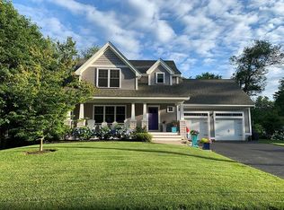 7 Moccasin Ln, Hampton, NH 03842