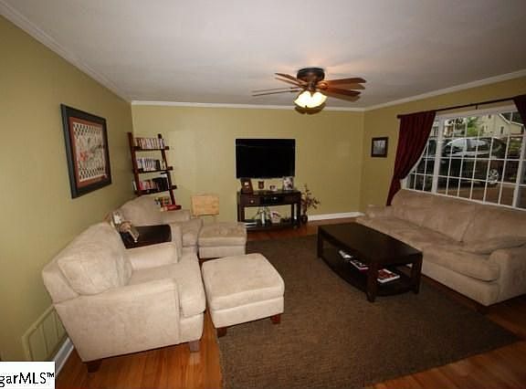 5th image of 30 Bradley Blvd