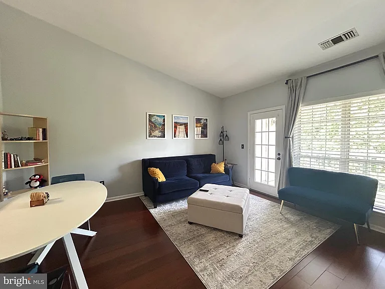 4561 Strutfield Ln #3413 — Photo 7