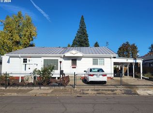 1936 H St, Springfield, OR 97477