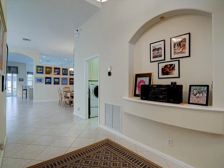 15323 Fiorenza Cir — Photo 6