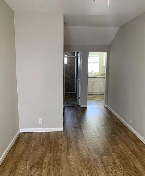 1220 W Olive St #3 — Photo 6