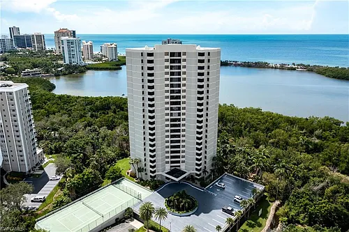 5555 Heron Point Dr #101 Photo 1 5555 Heron Point Dr #101 Photo 1