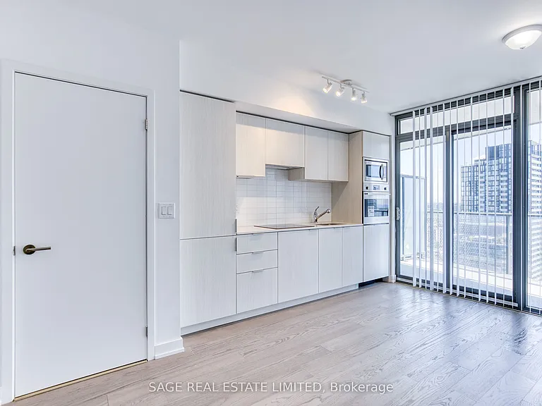 11 Wellesley St W #2613 — Photo 2