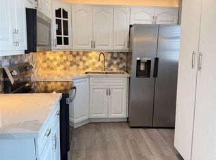 14185 SW 87th St APT 212A, Miami, FL 33183