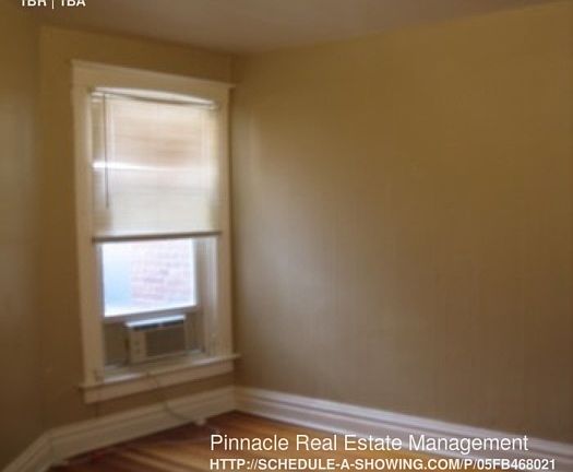 3rd image of 1416 Emerson St APT B
