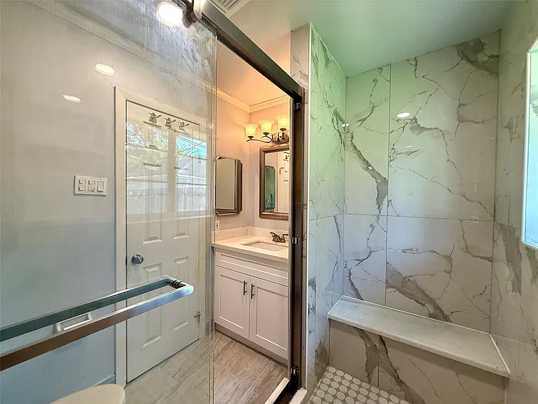 5215 Cheena Dr — Photo 17