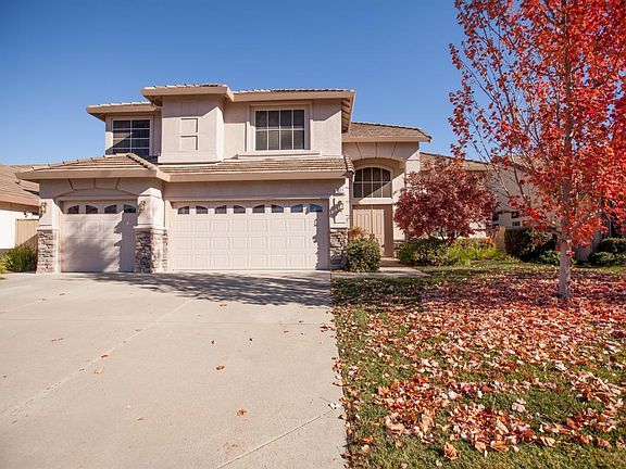 4th image of 1077 Perazzo Cir #1077