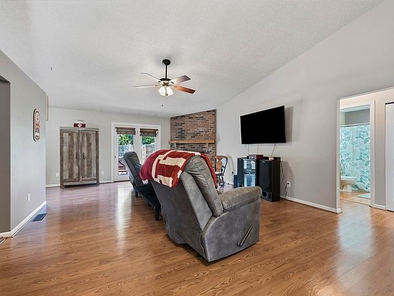 5th image of 7606 Eagle Trace Cv